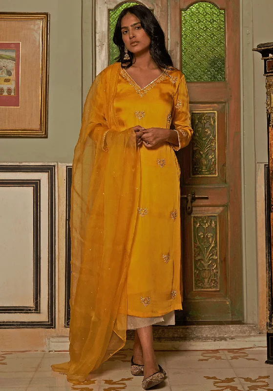 Yellow Satin Embroidered Kurta Pants Set High-Waist Yoga Pants