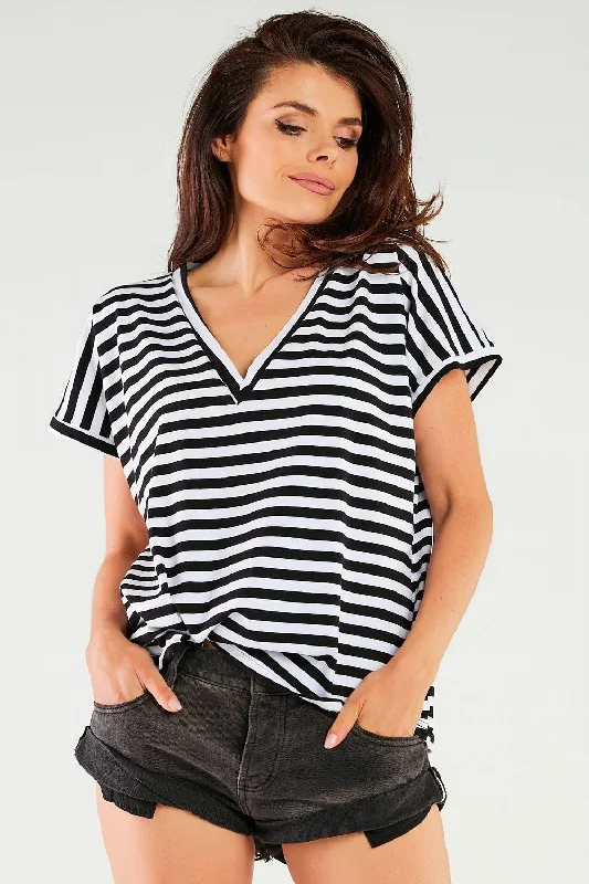 Blouse Infinite You Chic Sleeveless Blouse