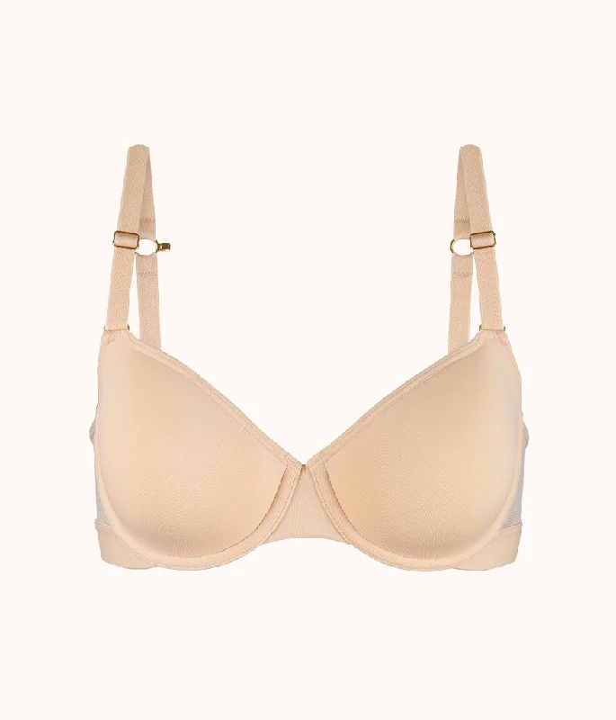 The Spacer T-Shirt Bra: Toasted Almond Graphic T-Shirt Round Neck Polyester