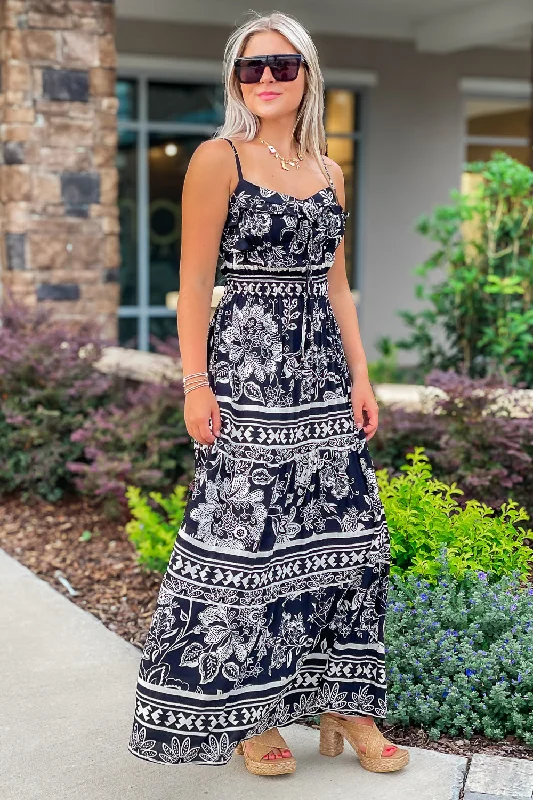 Tropical Evening Ruffle Maxi Dress - Black/White Stylish Off-Shoulder Maxi Dress