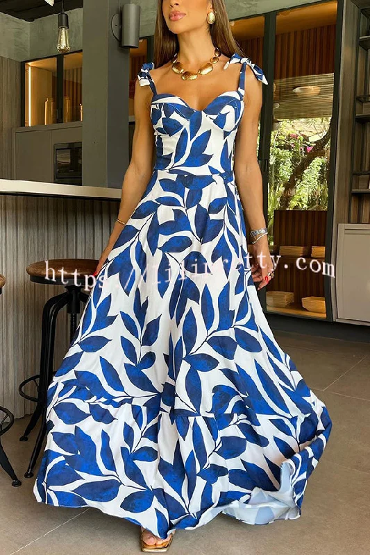 Lilipretty High Waisted Strappy Floral Print Halter Panel Maxi Dress Stylish Boho Chic Maxi Dress Lilipretty High Waisted Strappy Floral Print Halter Panel Maxi Dress Stylish Boho Chic Maxi Dress