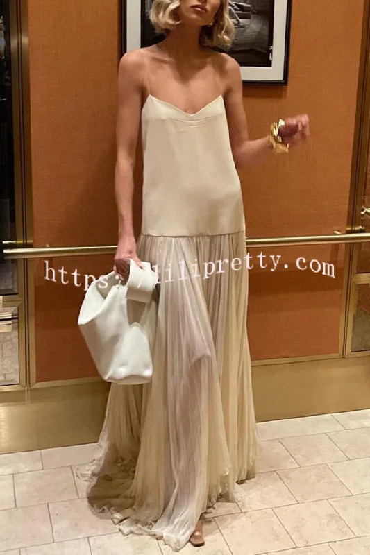 Lilipretty® Resort Style Sexy Suspender Backless Large Hem Maxi Dress Elegant Sleeveless Maxi Dress