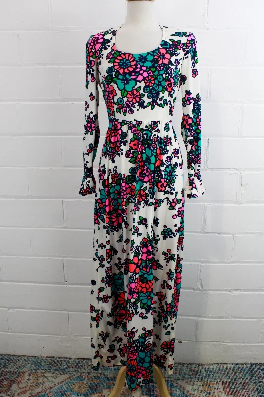 Vintage 1970s Pink Floral Maxi Dress, Deadstock Keram New York, S/M Cozy Maxi Dress with Slit Vintage 1970s Pink Floral Maxi Dress, Deadstock Keram New York, S/M Cozy Maxi Dress with Slit