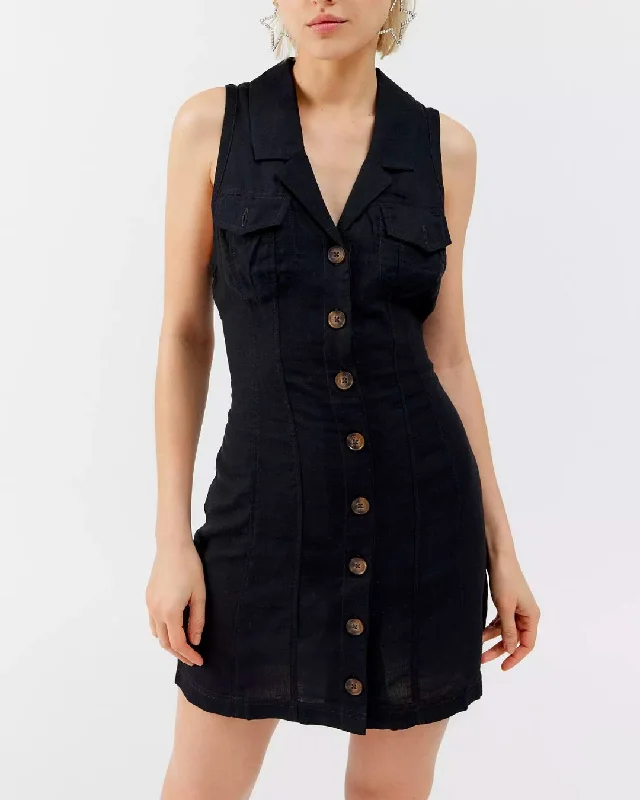 SHIFT MINI DRESS Classic Shift Mini Dress