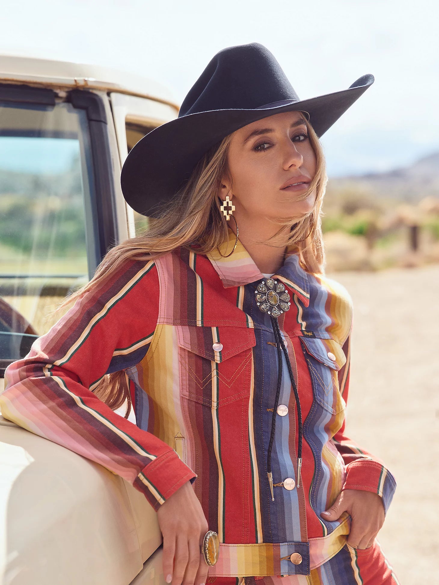 Lainey Wilson Rodeo Ben Jacket by Wrangler X Tailored Jacket Straight Jacket A-Line Jacket