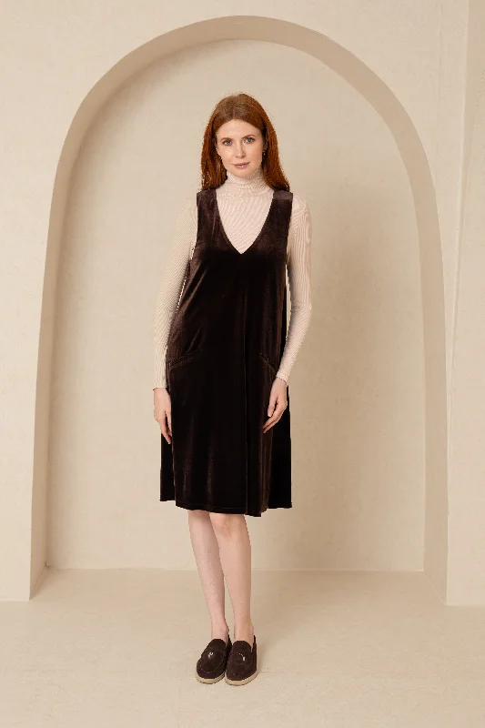 Brown Velour V-Neck Jumper Graphic Sweater Embroidered Appliqued