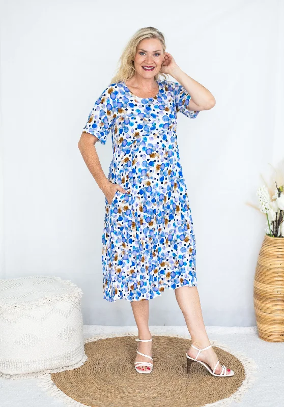 Curved Hem Crinkle Dress