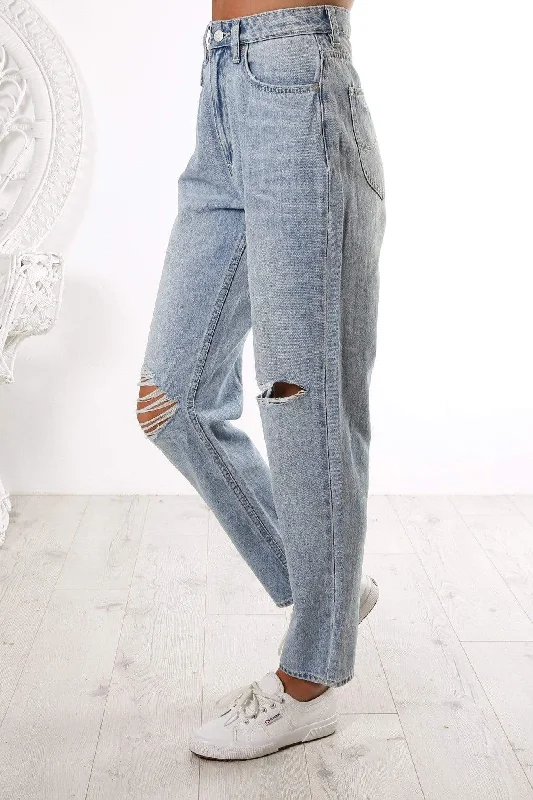 High Moms Jean Oxy Destruct Classic Button Fly Jeans