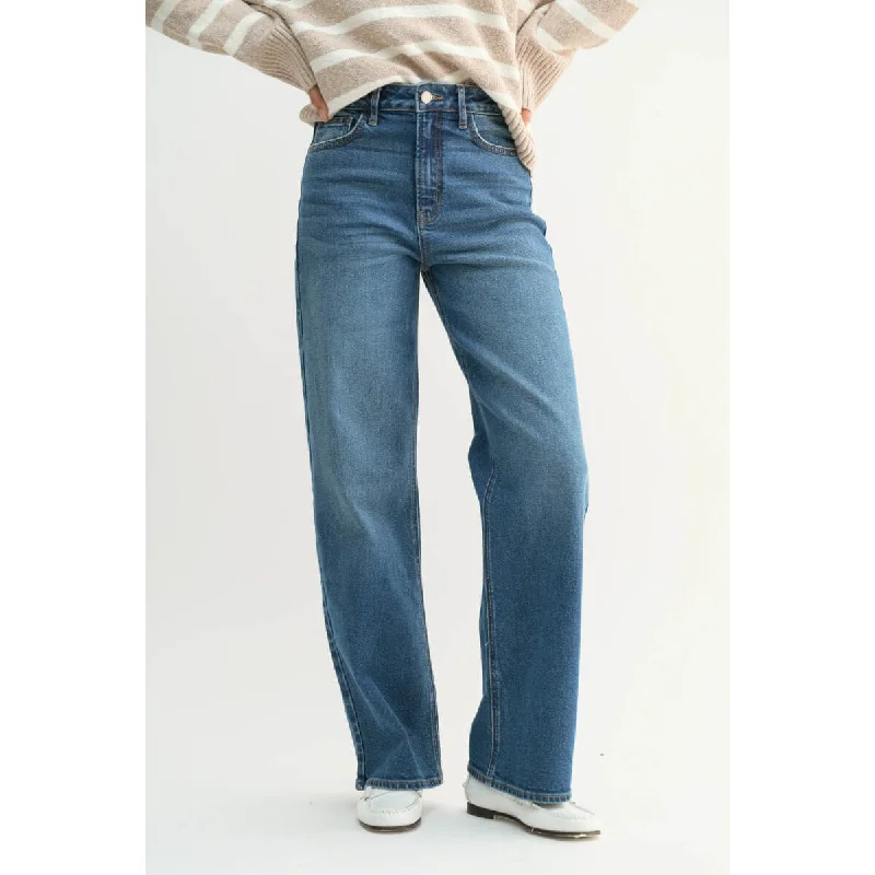 High Rise Straight Leg Jean Trendy Skinny High-Waist Jeans