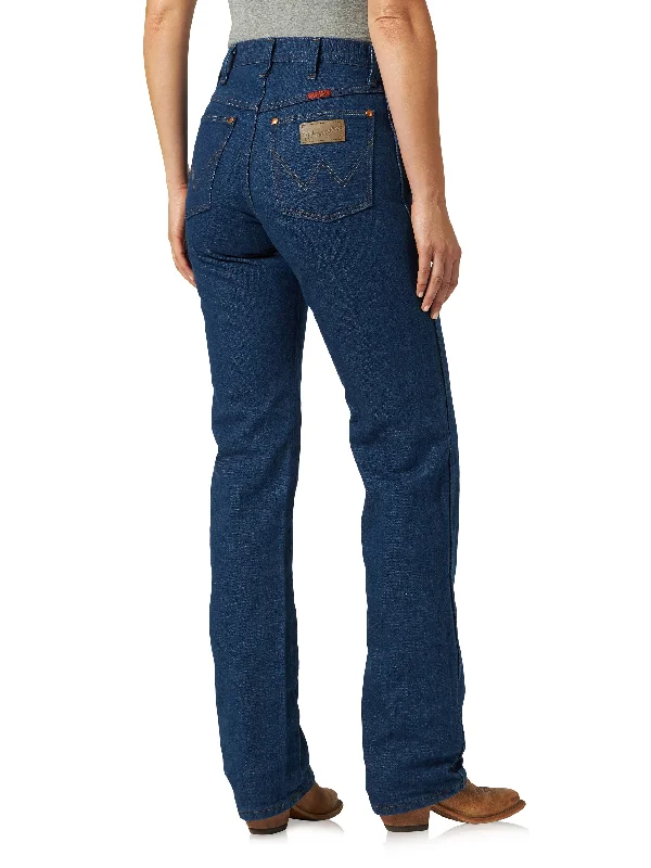 Wrangler Women's Cowboy Cut Prewashed Indigo Slim Fit Jean Chic Double Waistband Jeans Wrangler Women's Cowboy Cut Prewashed Indigo Slim Fit Jean Chic Double Waistband Jeans