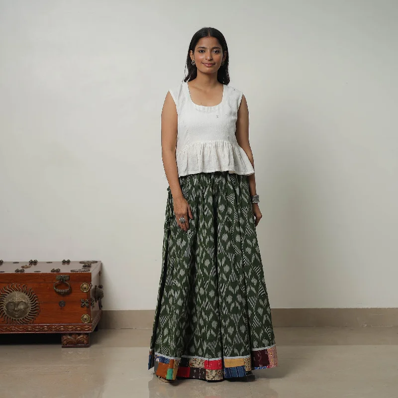 Green - 24 Kali Cotton Pochampally Ikat Skirt with Border 31 zip skirt side
